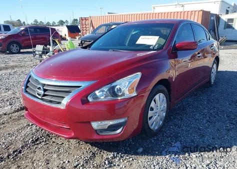 2015 Nissan Altima 2.5/2.5 S/2.5 Sl/2.5 Sv z USA, uszkodzony, nr VIN 1N4AL3AP7FN346833